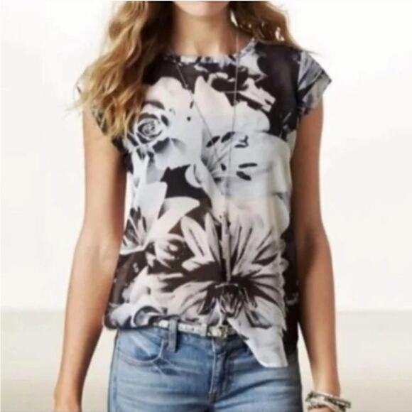 American Eagle Outfitters Tops - American Eagle Outfitters Sheer Rose Blouse